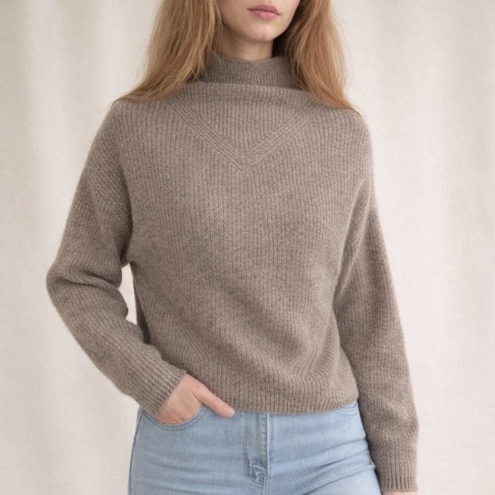 Anthropologie Cashmere Gray Mockneck Long Sleeve Sweater S